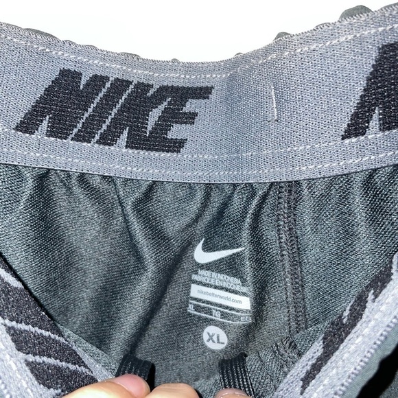 💋MEN’S NIKE WITH USA EMBROIDERED SWEATS - Picture 7 of 10